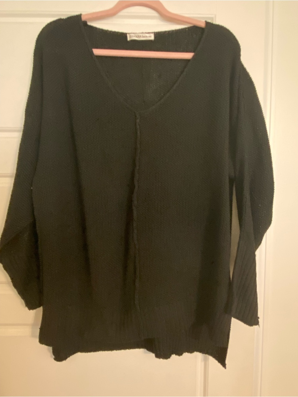Zenana Relaxed V-Neck Black Women’s Sweater